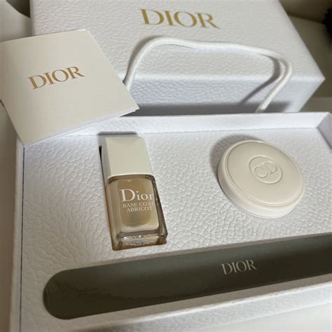 【DIOR】 ネイルケア 